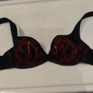 Agent Provocateur Bra 32D. New without tags.